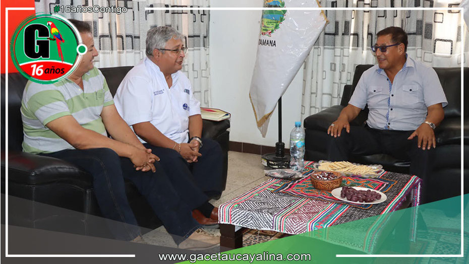 Rodolfo Lovo Tello y el Gerente Regional de Salud, Dr. Yuri Alegre, trazan estrategias ante desafíos en el sector
