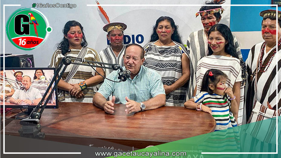 Pacho Mendoza, referente de paz, comparte visiones y proyectos con educadores bilingües en Atalaya