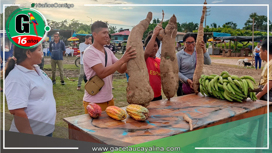 Selecciones de lo Mejor en la Feria Agropecuaria y Ginkana del Carnaval, la Yuca, Cacao, Racimo de Plátano y Gallo más grande