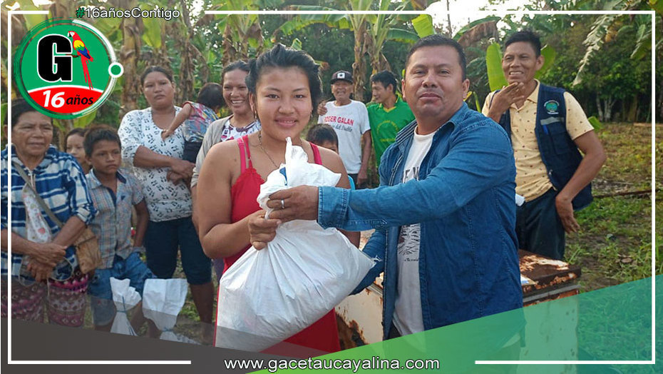 Alcalde Rodolfo Lovo Tello brinda ayuda a más de 200 familias en Contamana