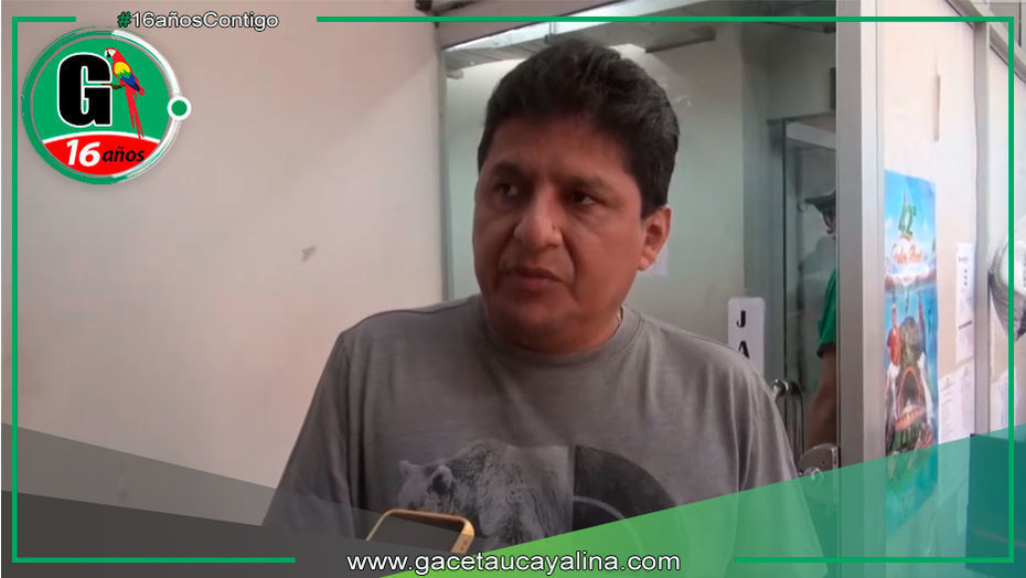 Alcalde Iván Mendoza impulsa la producción de platos biodegradables con hoja de bijao