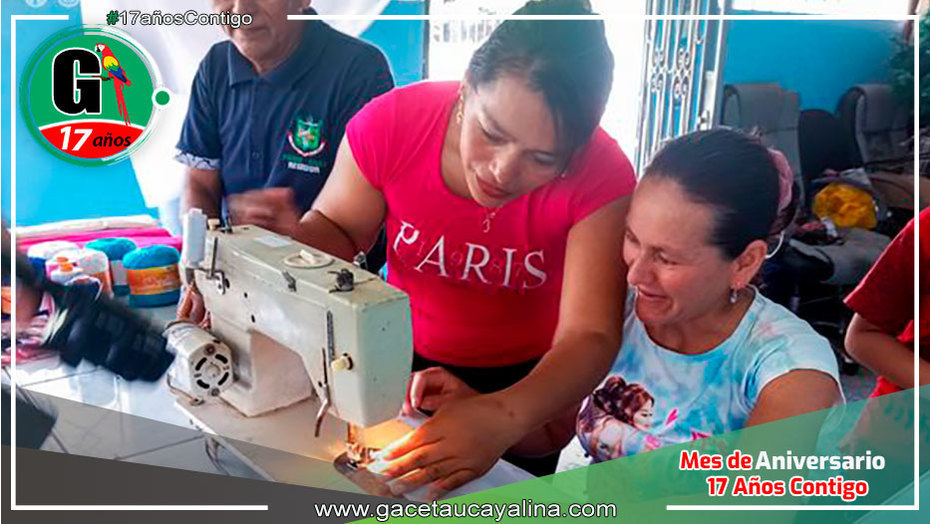 Talleres de tejido y costura impulsan el desarrollo comunitario en Padre Abad