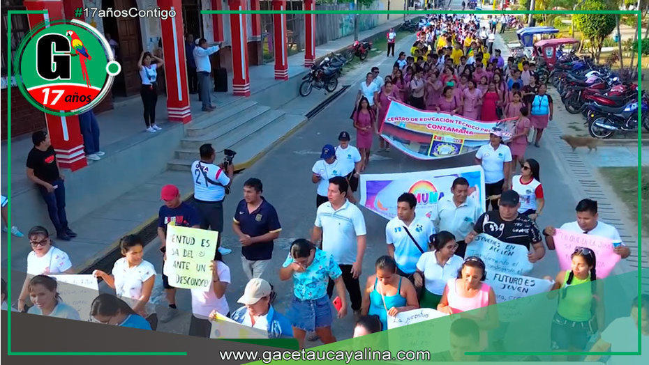 Jóvenes de Contamana marchan por un futuro inclusivo y justo