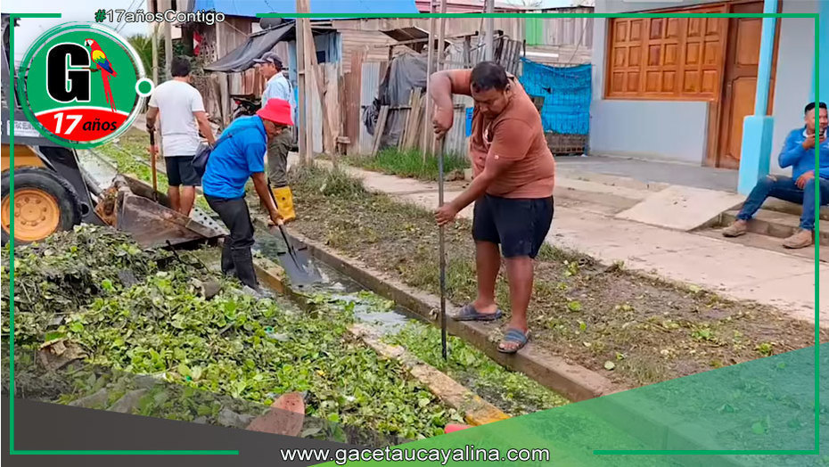 Municipalidad de Ucayali - Contamana limpia calles afectadas