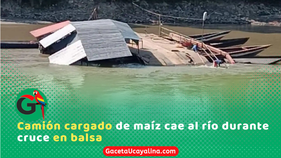 Tráiler con 35 toneladas de maíz se hunde en Huallaga San Martín